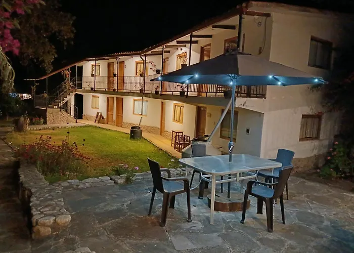Casa De Mama Valle - *